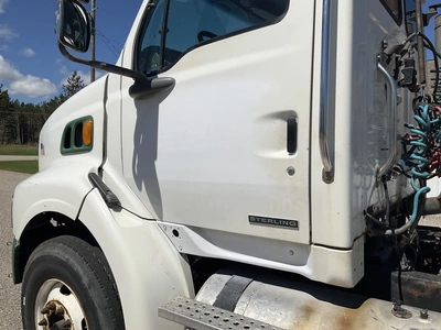 Used 2006 STERLING AT9500 Conventional trucks Michigan US | Miedema Asset Management Group #1337417