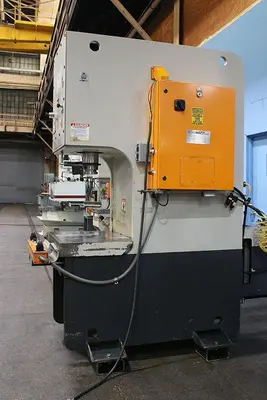 57.7 TON NEFF MODEL DF50-15M C-FRAME HYDRAULIC PRESS