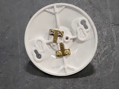 NEW LEVITON 8829-CW4