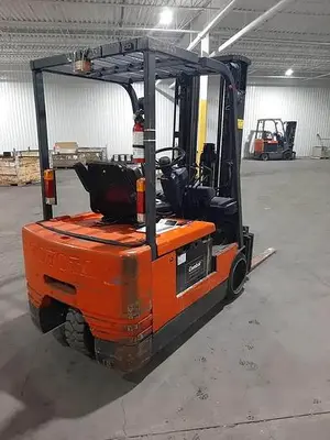 USED TOYOTA 5FBE18