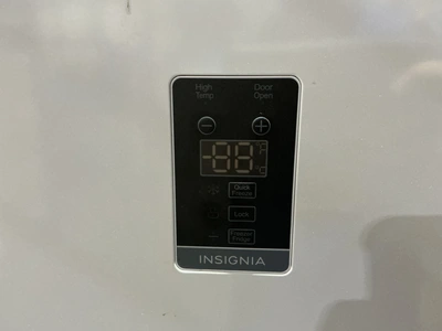 USED INSIGNIA NS-UZ21WH0