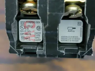 30 Amp 2 Pole Circuit Breaker QOB230