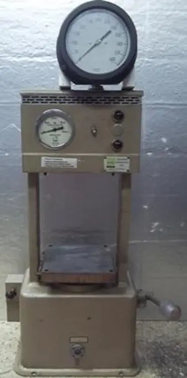 Used _UNKNOWN_ 500A Heated Platen Hydraulic Press Texas US | Bamko Surplus Process Equipment #930677