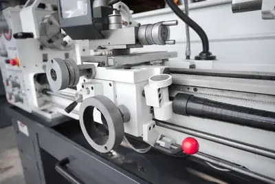New YUWE L 1440 14 x 40 Manual Lathe (1 Phase)