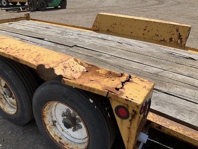 2002 Towmaster 18’ Tandem Axle Tilt Trailer
