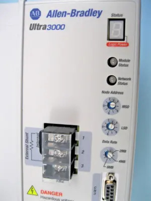 USED Allen-Bradley 2098-DSD-HV030-SE