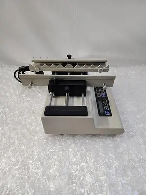 COLE PARMER 78-0230C 230 SYRINGE PUMP