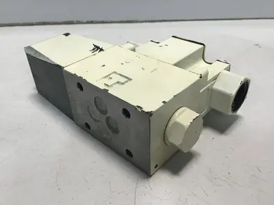 USED VICKERS DG4V-3-2AL-M-P7-H-7-50