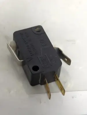 Used HONEYWELL V7-1C17D8-002 Miscellaneous Equipment (Electrical & Power) | Surplus Asset Holdings #1190839