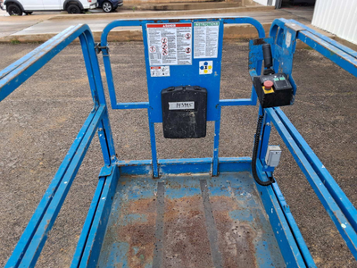 USED 2017 Genie GS-3246