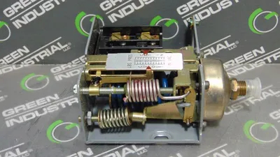 Trane / Penn 2701-0974-01-07 Pressure Switch -20 to 100 Range New NIB
