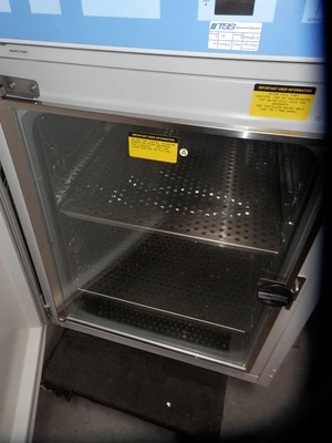 Used THERMO _UNKNOWN_ Incubators California US | Biotech Equipment Sales #1464488