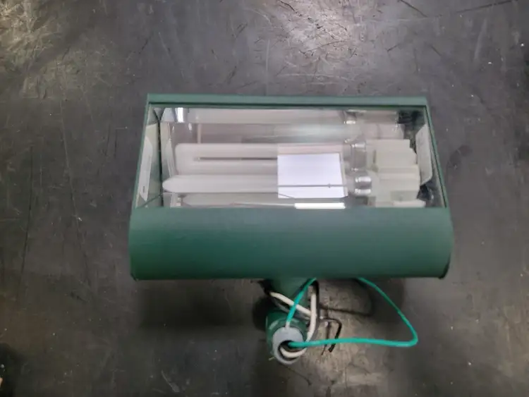 New | in-Stock FOCUS FFL-26-HTX Lighting British Columbia CA | Lenmark #254797