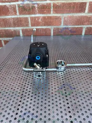 USED ITT PURE FLO .5-316L- RA20MAX 5 WAY DIAPHRAGM VALVE W/ 1/2" SANITARY FITTING