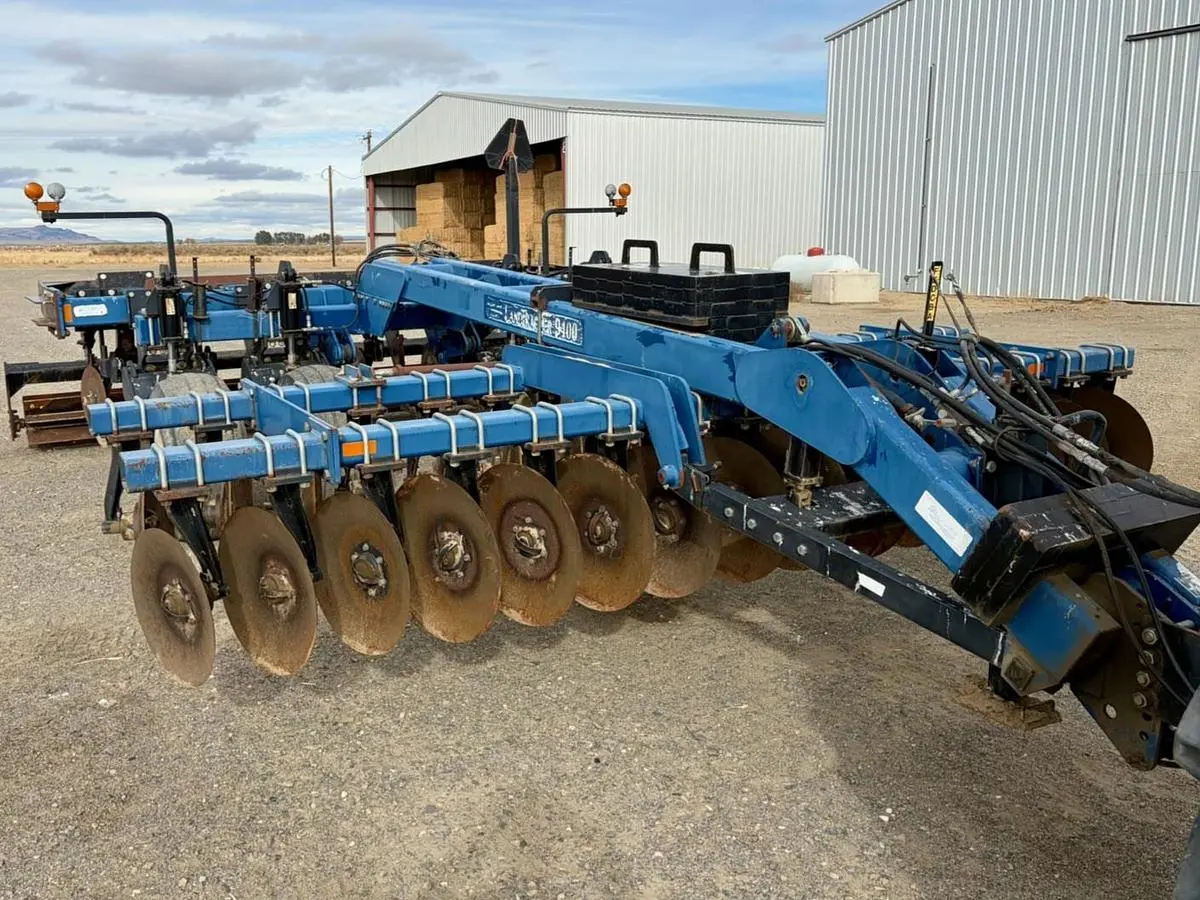USED 2009 BLU-JET SUB TILLER 4 W/ LAND TRACKER 9400