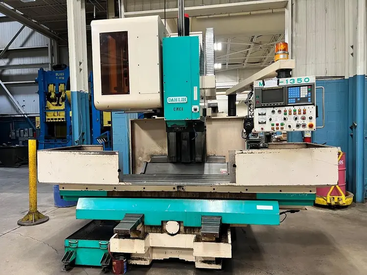Used 1993 DAH LIH DL-MCV1350 Vertical Machining Centers Ontario CA | Gizmo Machine Tools #806488