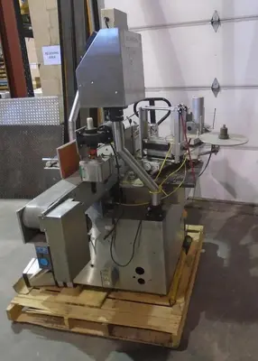 Used CLI Pressure Sensitive Wraparound Bottle Labeler Model UNI-300