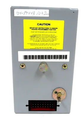 USED GENERAL ELECTRIC AIK16C3F1602 MICROVERSATRIP PLUS UNIT 1600A-800A