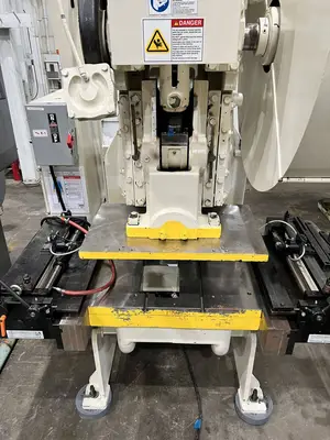 USED 2014 ROUSSELLE ROUSSELLE 6A-F PRESS