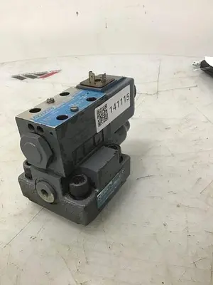 USED VICKERS DG4V-3-2AL-M-U-HL7-60