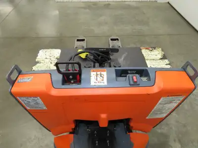Toyota 8HBW23 Electric Walkie Pallet Jack 4500 lb 45" Forks 8.5" Lift 24V 1590H