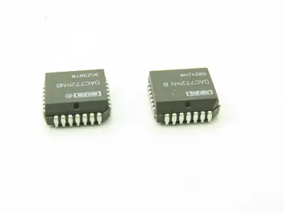 Texas Instruments DAC7724NB DAC7724NB Digital to Analog Converters DAC Lot of 2