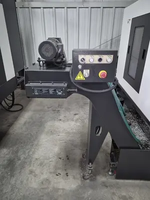 2012 HYUNDAI WIA F400 Vertical Machining Centers | Toolquip, Inc. (38)