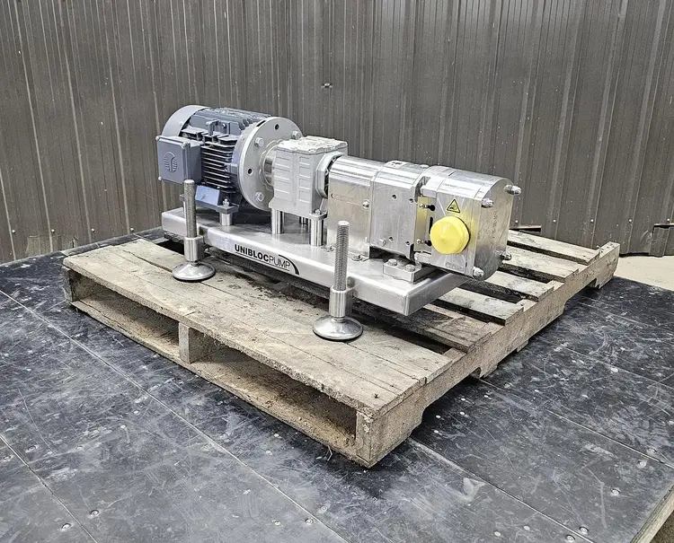Used UNIBLOC PD450 Rotary Pumps Quebec CA | Carter-Wilson Equipment Services #451113