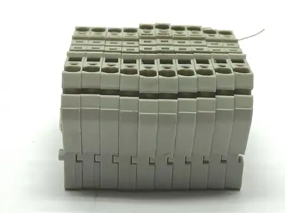 1492-R3 | Allen Bradley  Gray Terminal Block LOT OF 10 - Used