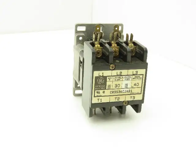 General Electric CR353AC3AB1 Contactor Motor Starter 600VAC 30A 3Ph Coil 240VAC