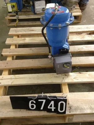 Neles Jamesbury  4"-150 V-Ball Control Valve