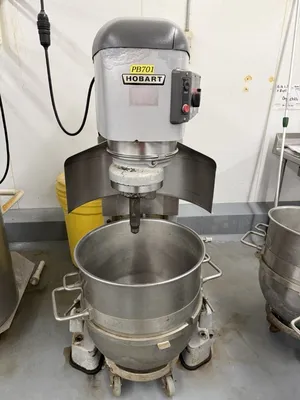 2007 HOBART HL1400N Planetary Mixers | Envoy Equipment LLC (8)
