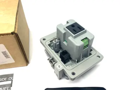 New | in-Stock Grace Technologies GracePort Ethernet Panel Interface Connector Electrical Fittings Michigan US | Maverick Industrial Sales #1391365