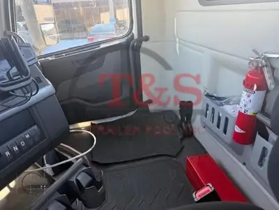 Used 2023 VOLVO VNR42T300 Conventional trucks Illinois US | T&S Trailer Pool #1509492