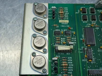USED HAAS AUTOMATION 323051E