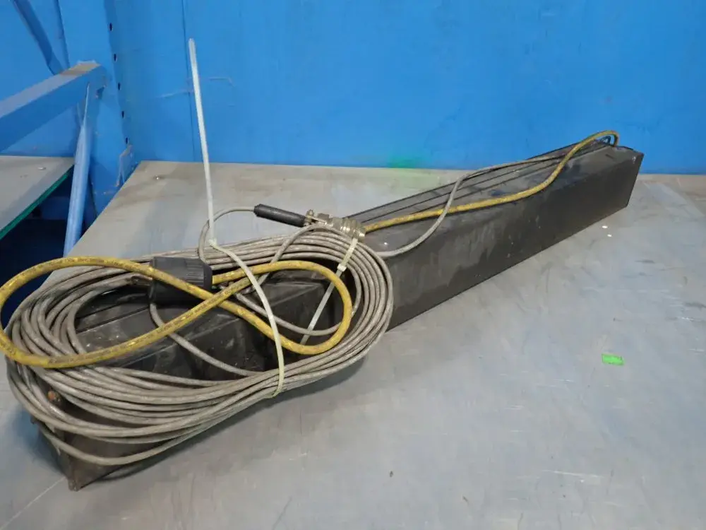 Used TOTAL CONTROL 5228BSL Light Source Equipment Ohio US | HGR 24 #896828
