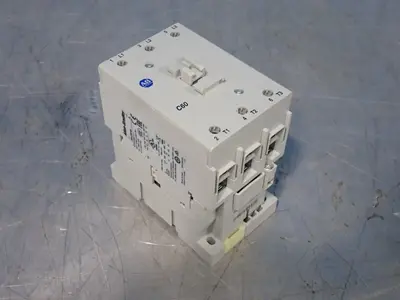 NEW ALLENBRADLEY 100C60D01