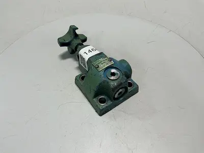 USED SPERRY VICKERS CGR02FK30