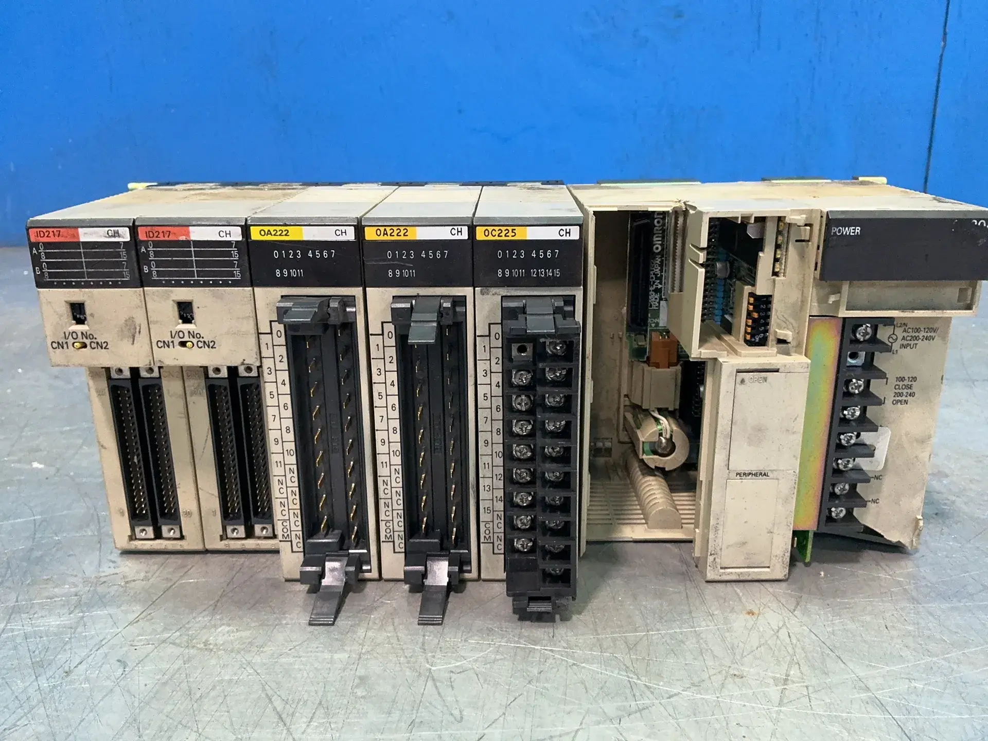 Used OMRON _UNKNOWN_ Programmable Logic Controllers Ohio US | HGR 24 #1345359