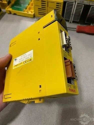 Used FANUC A03B-0819-C011 Robots Michigan US | RAB Industries, Inc. #184036