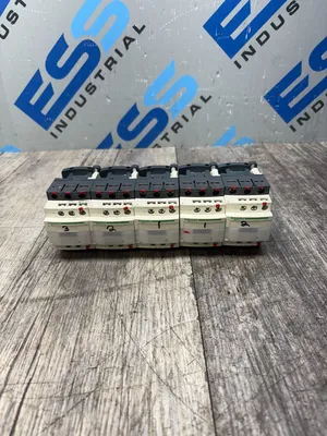 SCHNEIDER LC1 D09G7AB Electrical/PLC/Automation | ESS Industrial Equipment Sales (2)