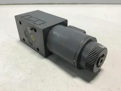 USED VICKERS DG4V3S2ALMUHL760EN490