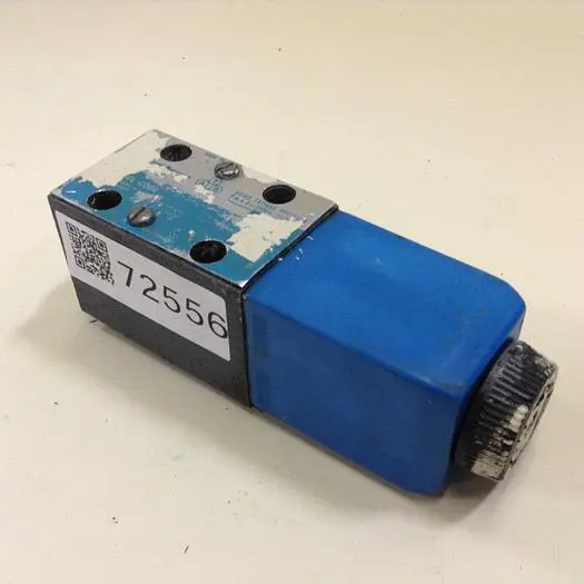 USED VICKERS DG4V-3-2AL-M-U-HL7-60