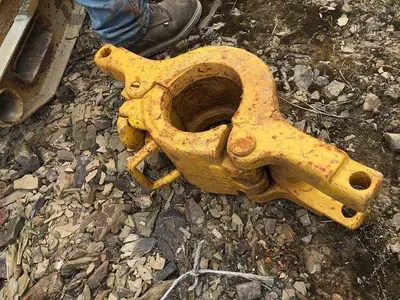 Used WILSON 5-3/4" CASING ELEVATOR Hoists (All Types) Pennsylvania US | East West Machinery & Drilling #1417273