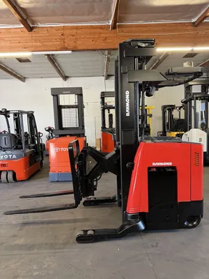 USED 2017 RAYMOND 730-R35TT
