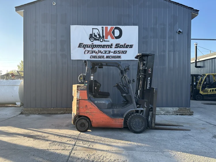 Used TOYOTA 8FGC35U-BCS Misc Forklifts Michigan US | KD Equipment Sales #1547840