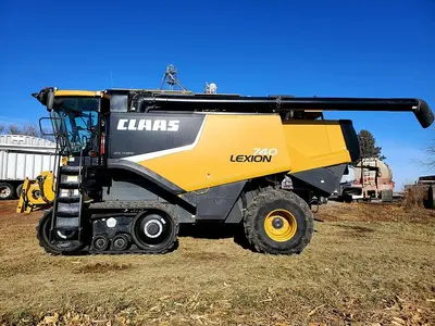 USED 2013 CLAAS LEXION 740TT