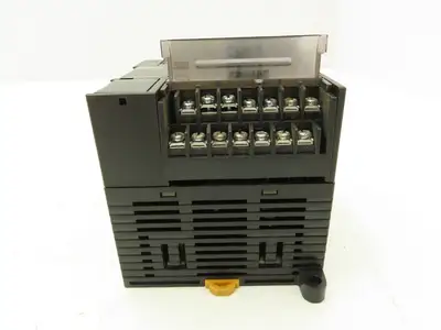Omron CP1L-L20DR-A Sysmac CP1L Programmable Controller PLC 8 Out 12 In