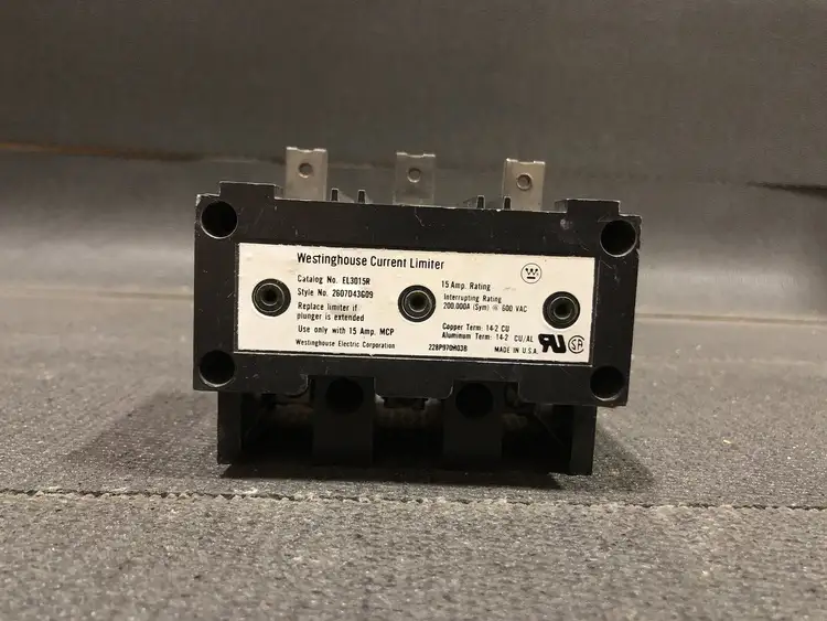 Used WESTINGHOUSE EL3015R Switchgears British Columbia CA | Lenmark #241023