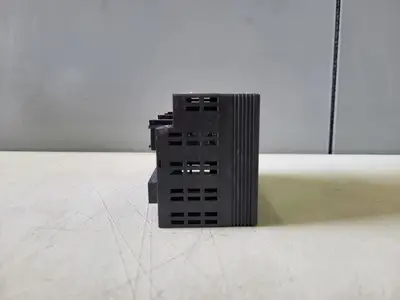 NEW GE-FANUC IC200MDL640H